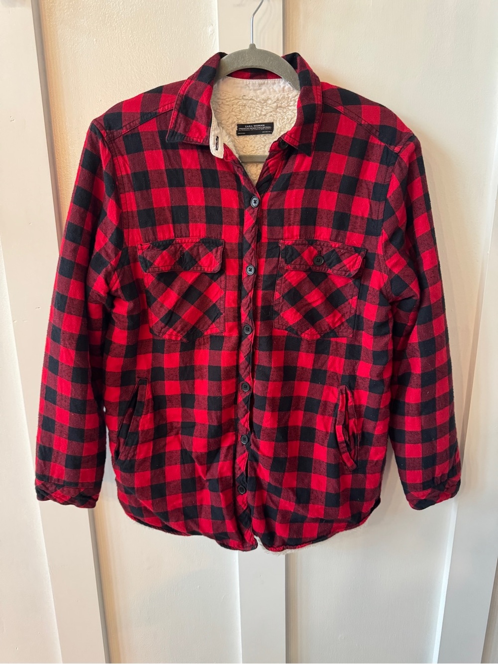 Zara Woman Buffalo Plaid Sherpa-Lined Shacket
Size Small